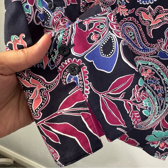 Chico's Pink and Blue Notched Collar Button Down Shirt Mon wrinkle paisley lg - Picture 5 of 6